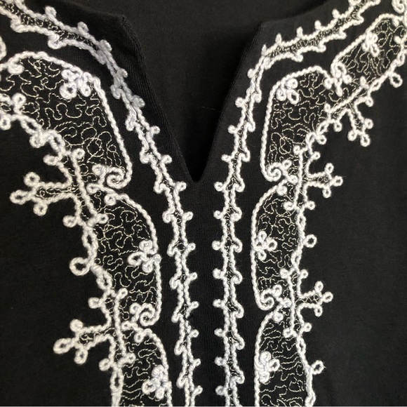 NEW J Jill Navy Blue Embroidered Split Neckline Bell 3/4” Sleeve Modal Tunic Top - Picture 4 of 8